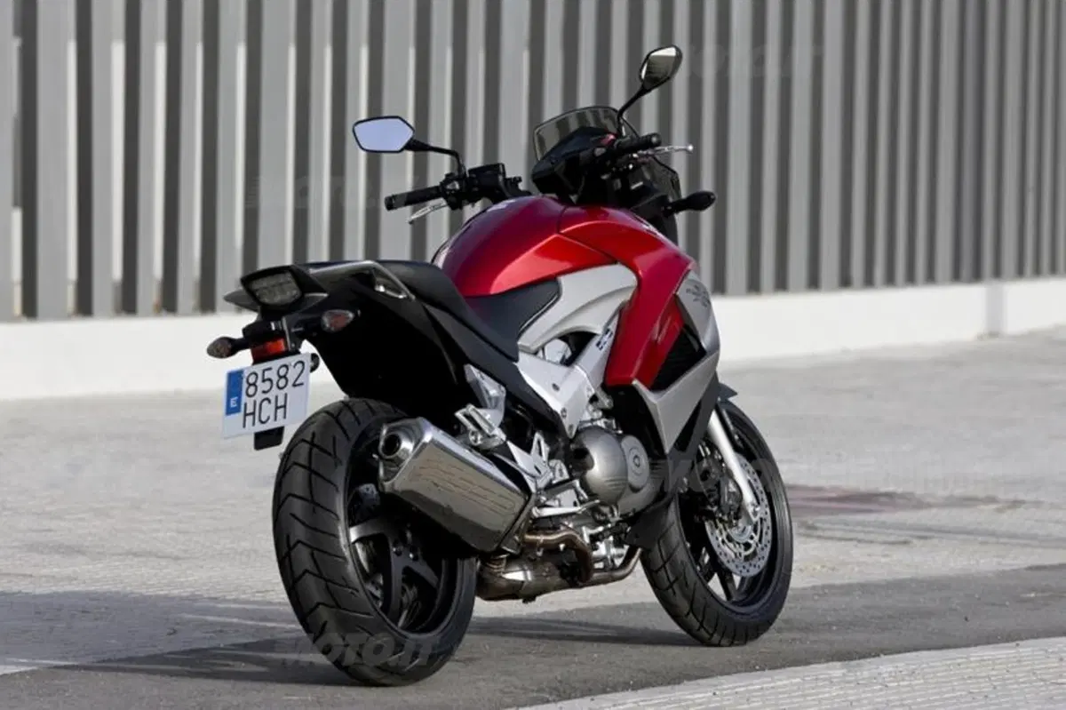 Honda Crossrunner   (37)