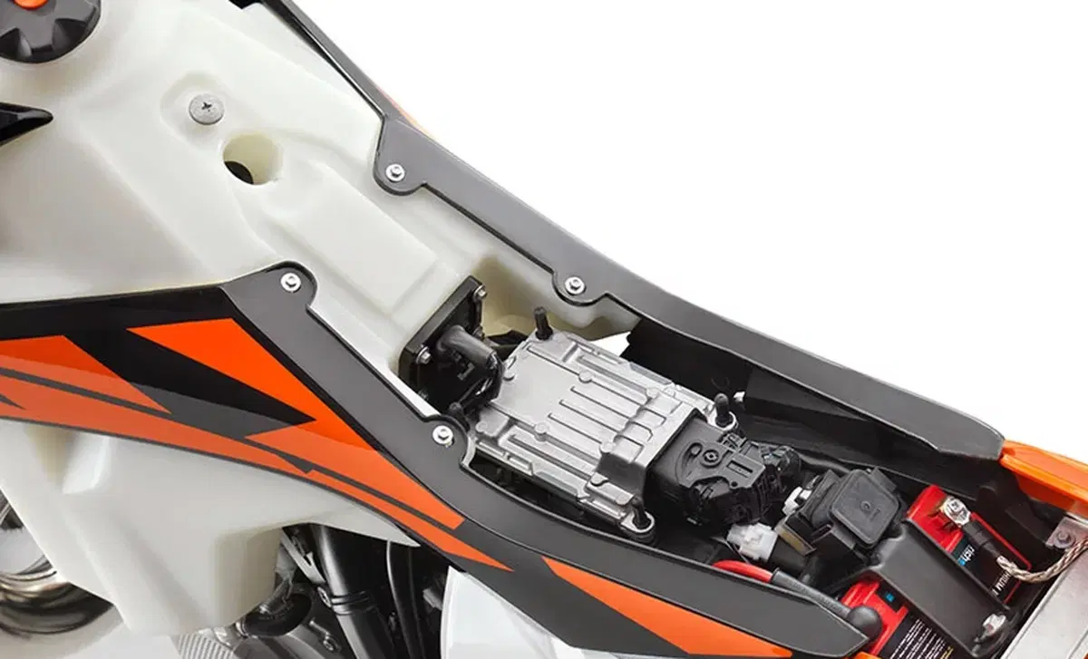 KTM 300 EXC 300 EXC E TPI (2020) (2)