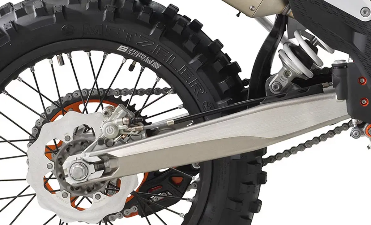 KTM 300 EXC 300 EXC E Six Days TPI (2020) (3)