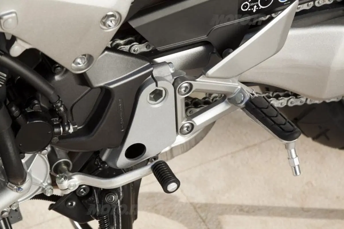 Honda Crossrunner   (47)