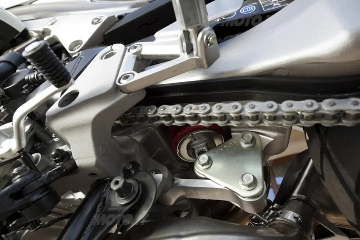 Honda Crossrunner   (48)