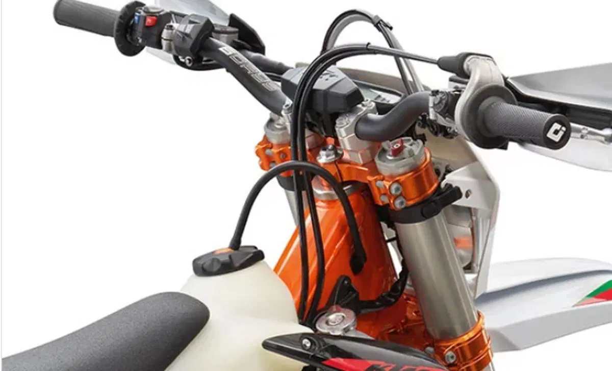 KTM 500 EXC 500 EXC-F Six Days (2020) (2)