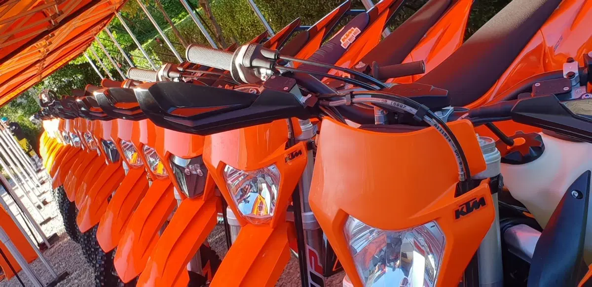 KTM EXC 2020: la gamma enduro di Mattighofen (15)