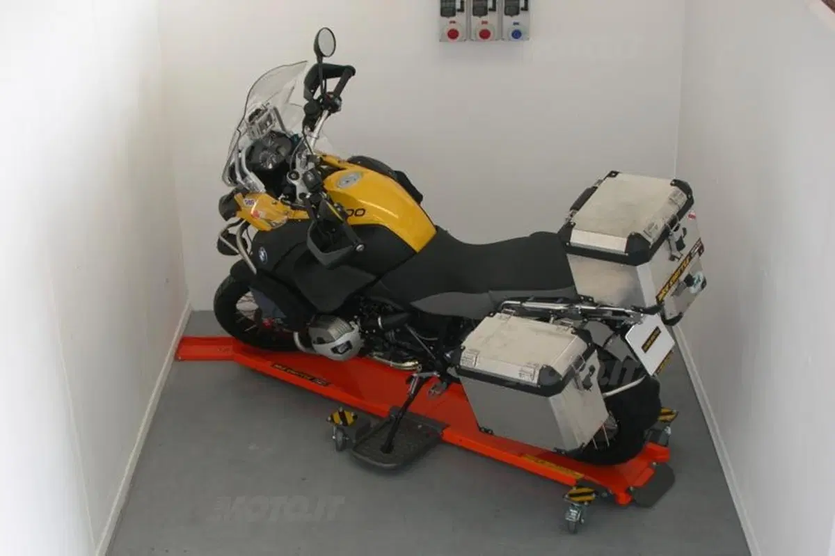 Dispositivo per parcheggio Bike Shuttle (2)