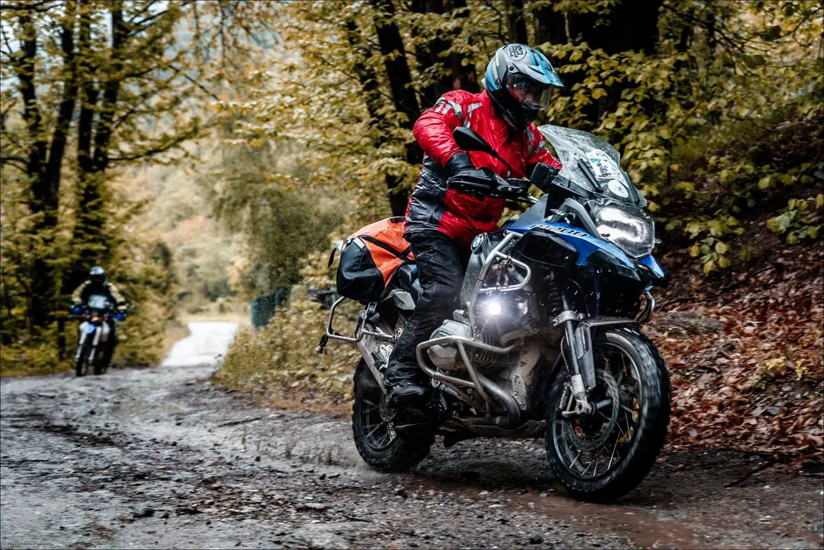 HAT Pavia-Sanremo 2019. L’avventura per le maxi enduro (20)