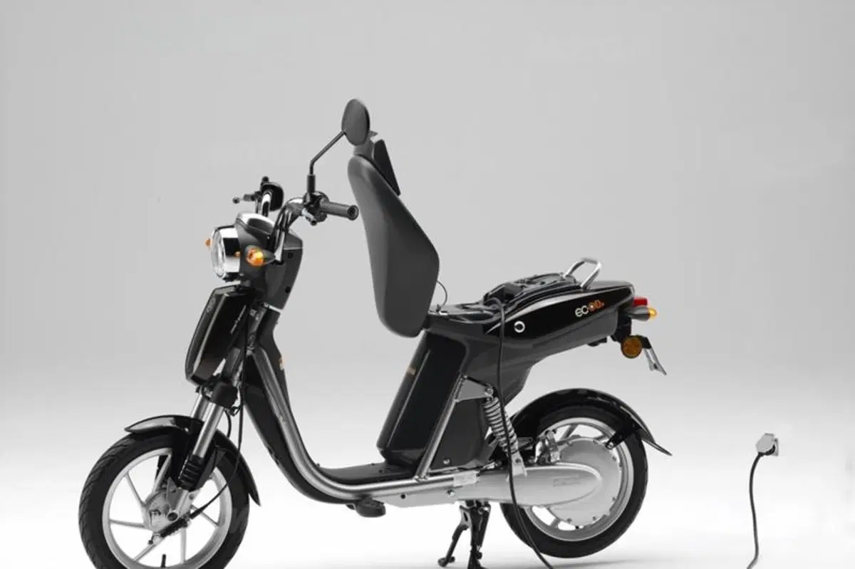 Yamaha EC-03    (9)