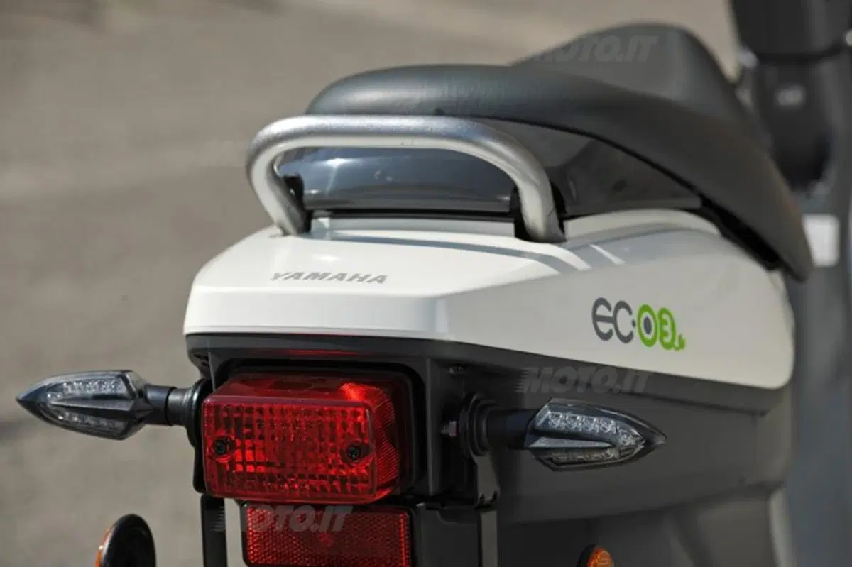Yamaha EC-03    (18)