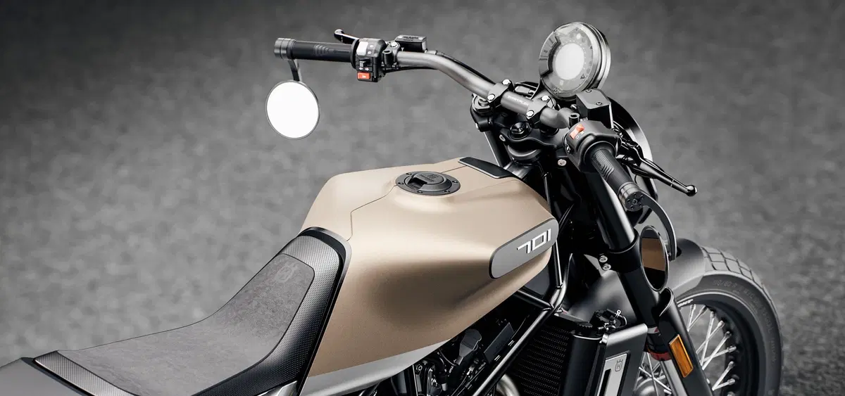 Husqvarna Svartpilen 701 Style. La serie speciale è in vendita (16)