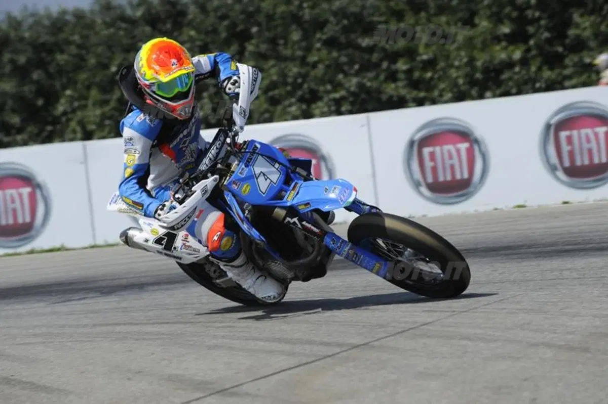 Mondiale Supermoto. Thomas Chareyre vince il GP d'Italia (4)