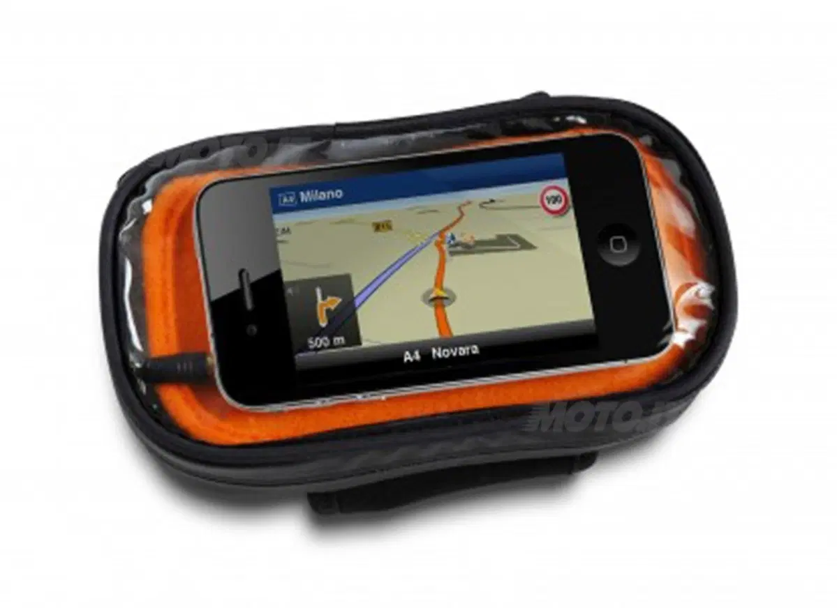 iBike Rider, la custodia iPhone pensata per la moto (2)