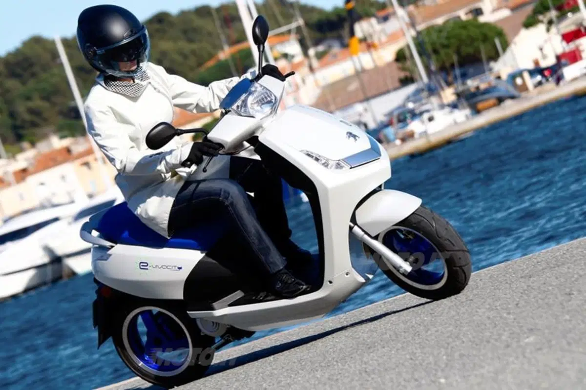 Peugeot e-Vivacity   (6)
