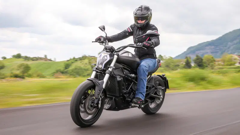 Benelli 502C TEST: la cruiser che non c'era
