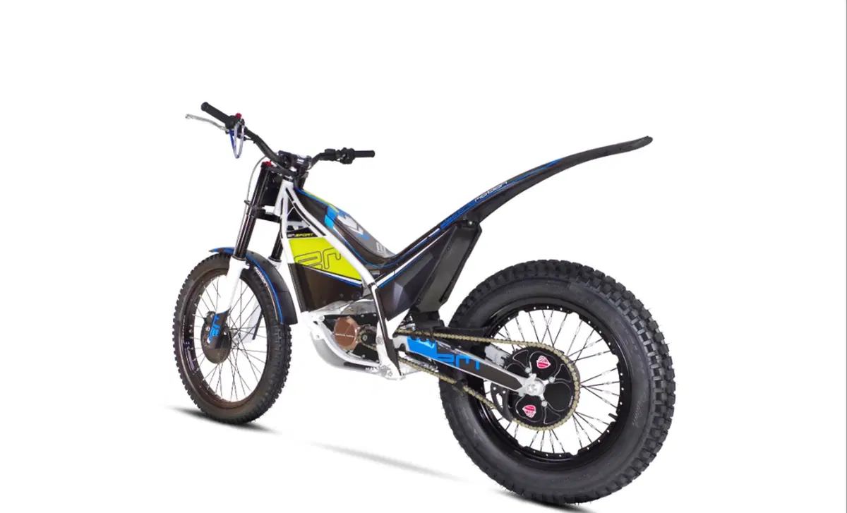 EM Sport Sport (2019 - 20) (2)
