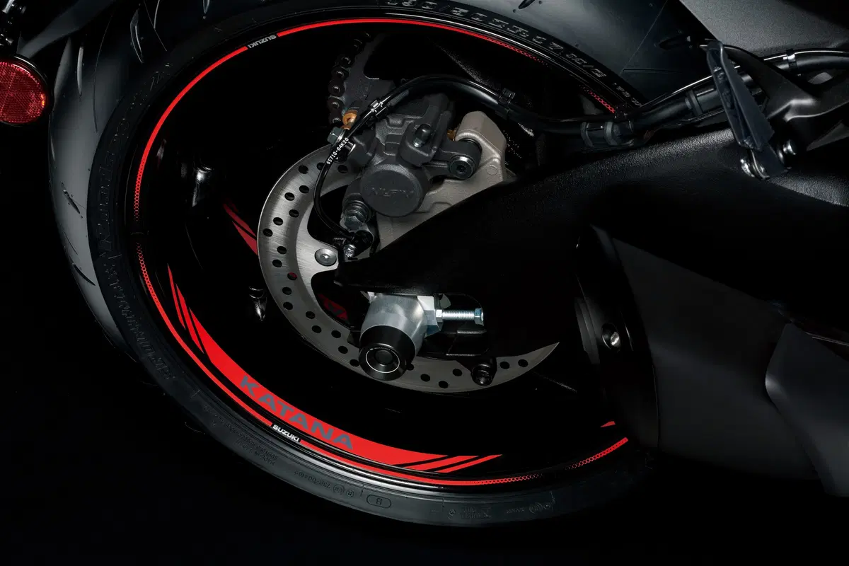 Suzuki Katana Jindachi: la spada più raffinata (7)
