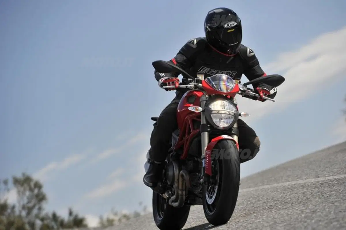 Ducati Monster 1100 Evo  