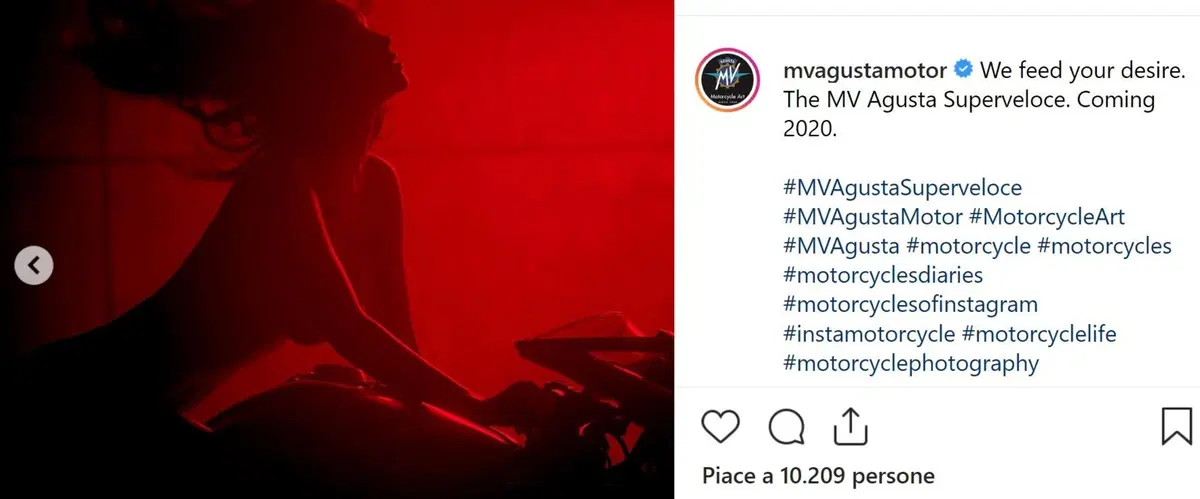 MV Agusta Superveloce 800. La prima Classica in vendita nel 2020 (2)