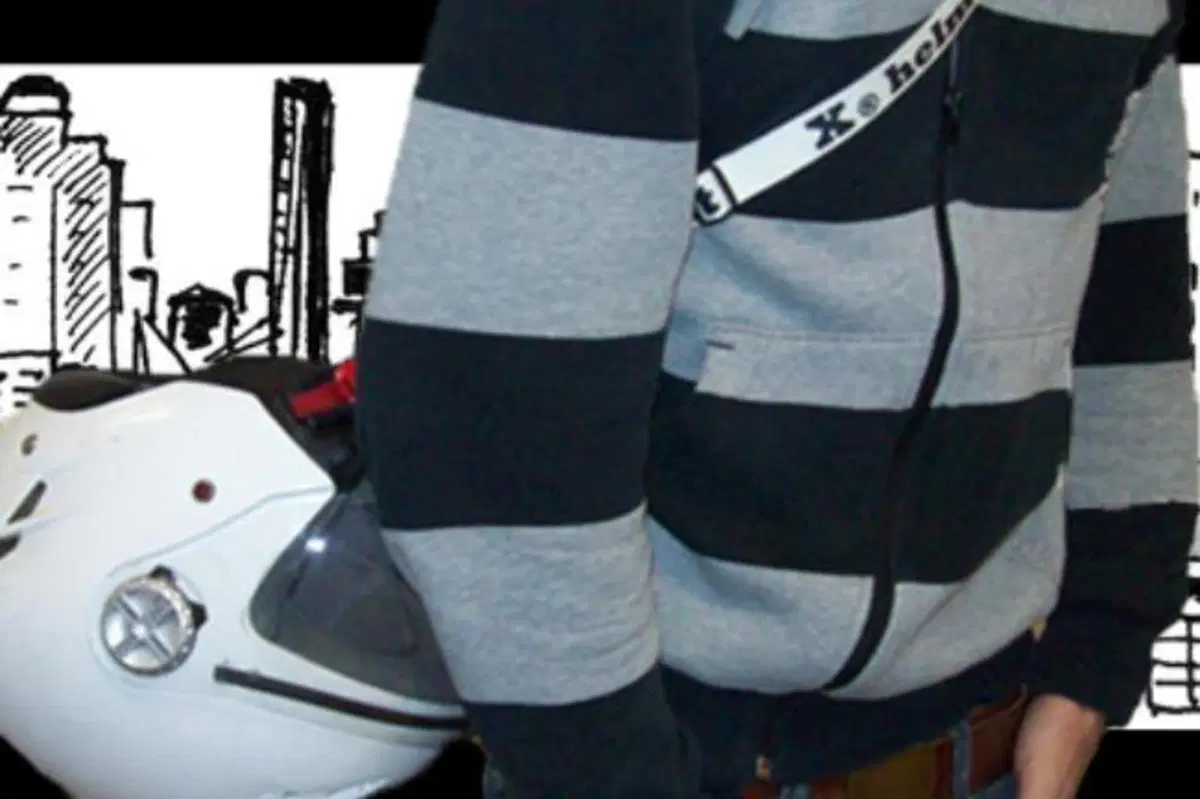 Tracolla porta casco universale X Helmet (3)