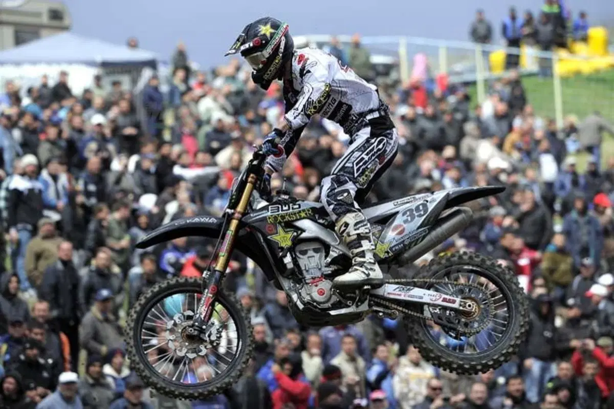 Motocross. A Sevlievo vincono Desalle e Roczen (2)