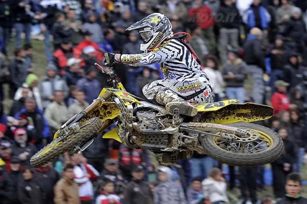 Motocross. A Sevlievo vincono Desalle e Roczen (5)