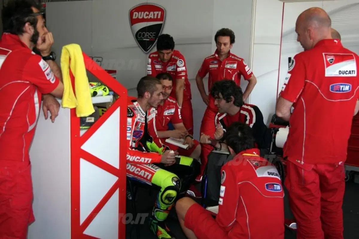 Rossi ha provato la Ducati GP12 a Jerez (2)