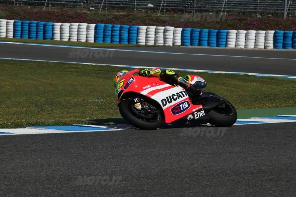 Rossi ha provato la Ducati GP12 a Jerez (6)