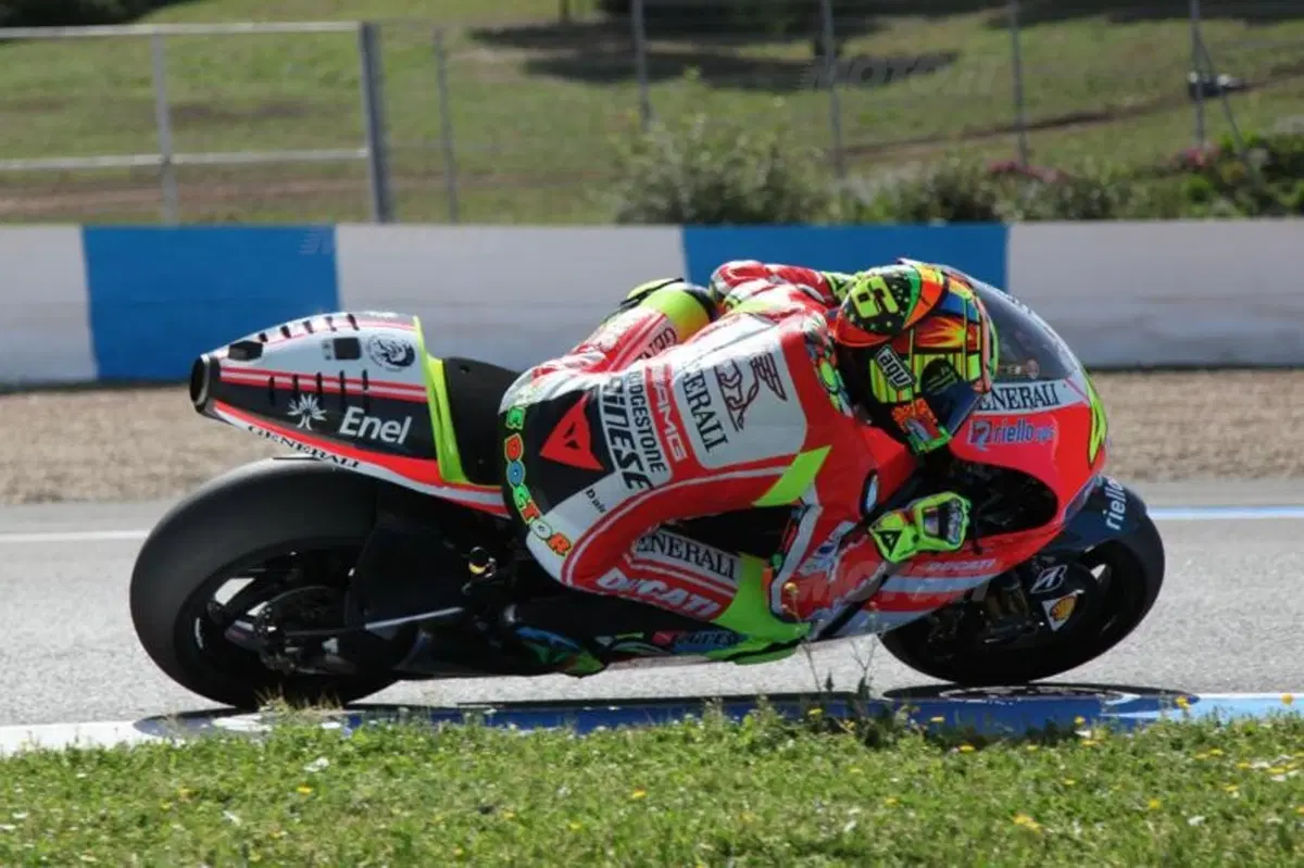 Rossi ha provato la Ducati GP12 a Jerez (8)