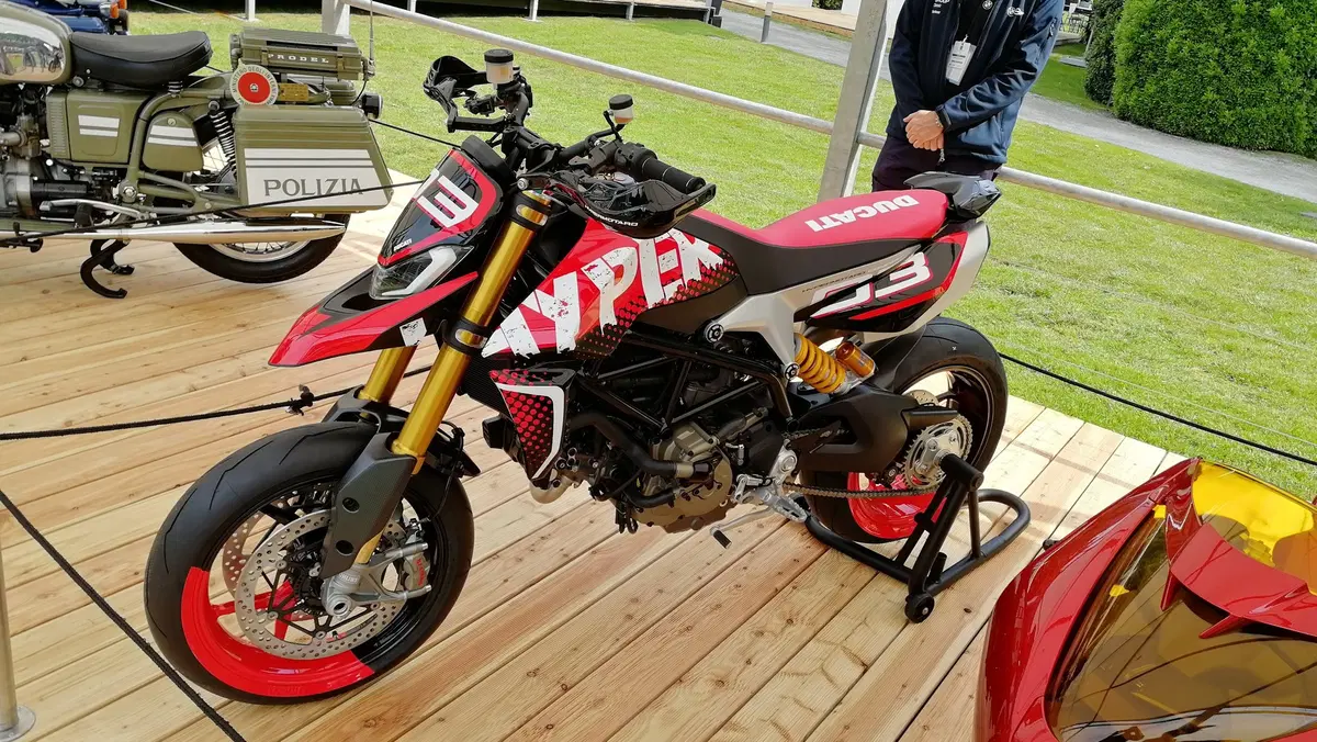 Koehler-Escoffier e BMW R 68 premiate al Concorso d'Eleganza dedicato alle moto storiche (20)