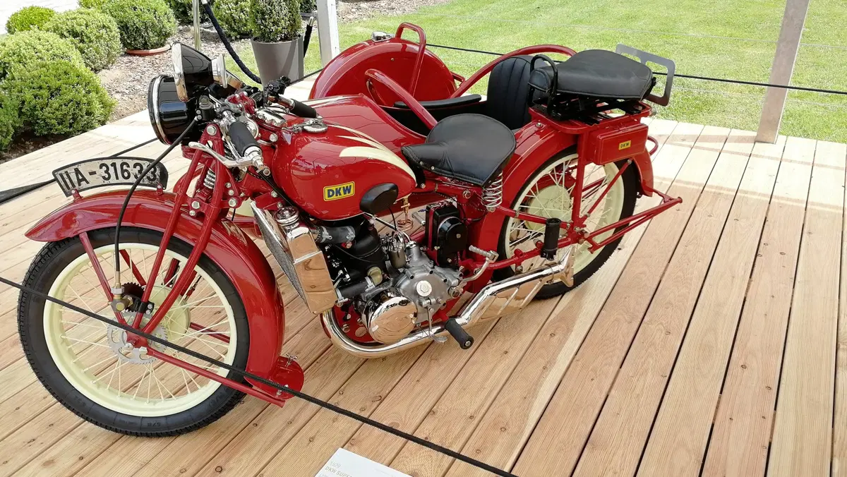 Koehler-Escoffier e BMW R 68 premiate al Concorso d'Eleganza dedicato alle moto storiche (49)