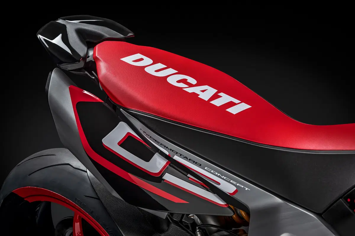 Ducati Hypermotard 950 Concept premiata al Concorso d'Eleganza Villa d'Este (9)