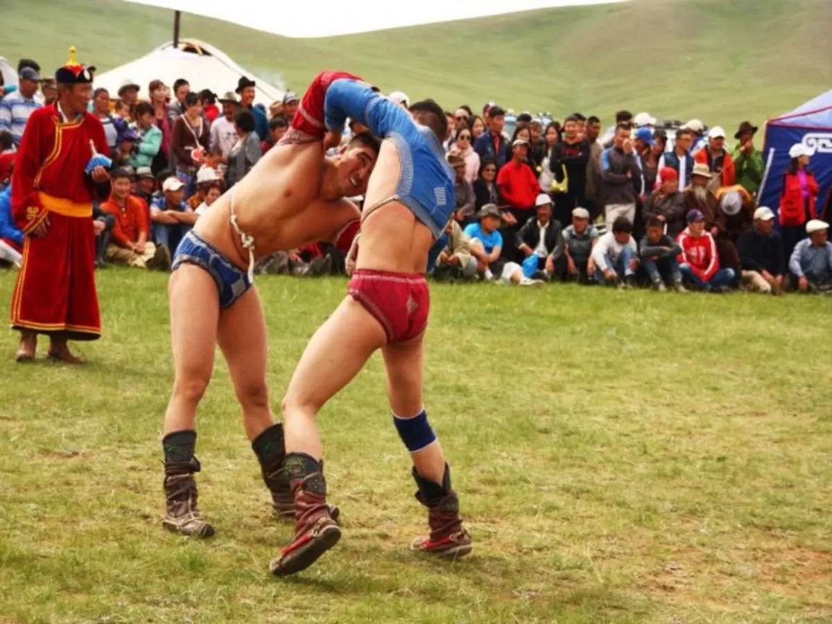 Silk Way Rally 2019. Chiaro Lago Bajkal, Magica Mongolia, Superbo Mondiale (10)