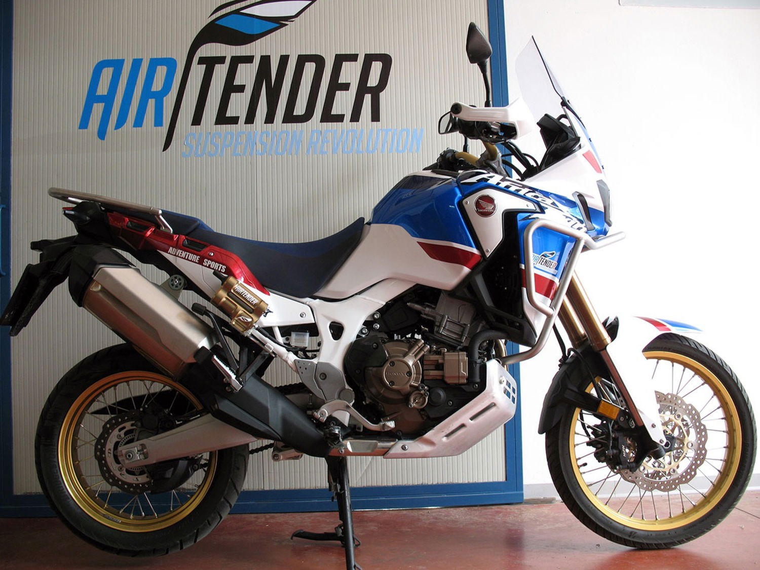 Honda Africa Twin, sospensione AirTender optional ufficiale