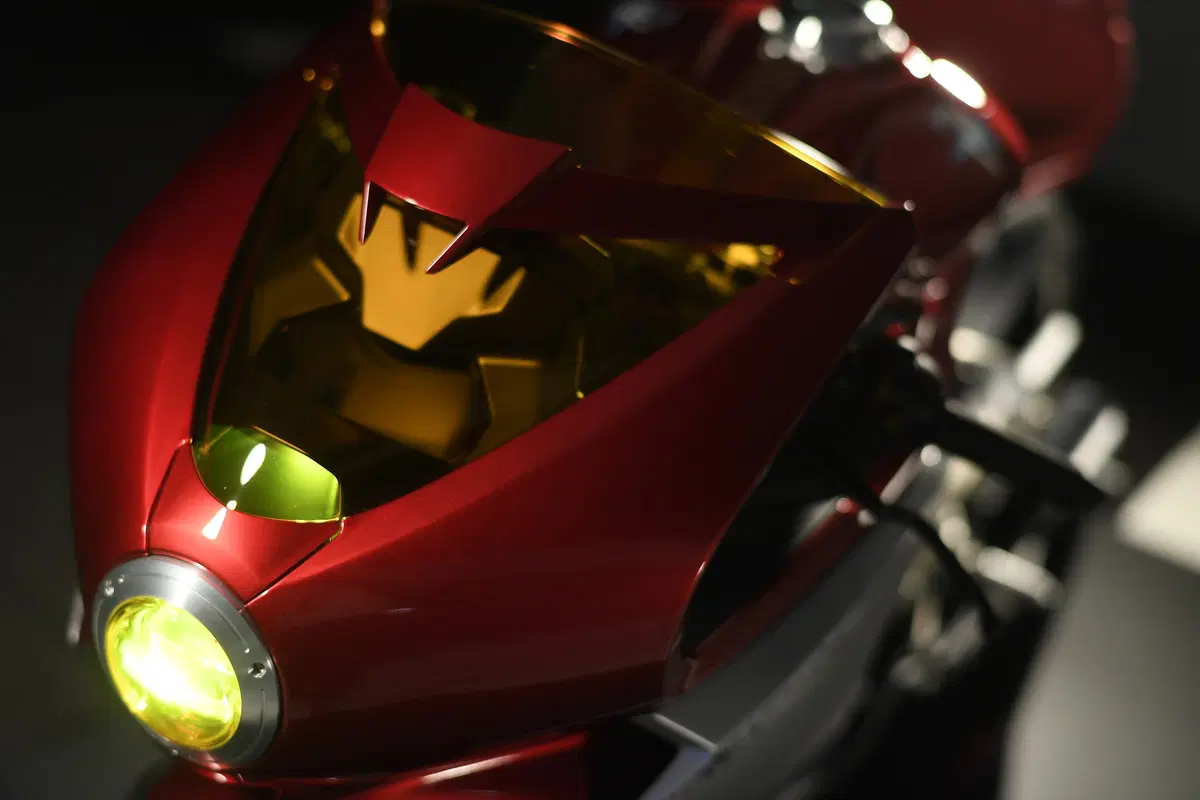 MV Agusta Superveloce 800 Serie Oro: 300 esemplari dal 2020 (8)