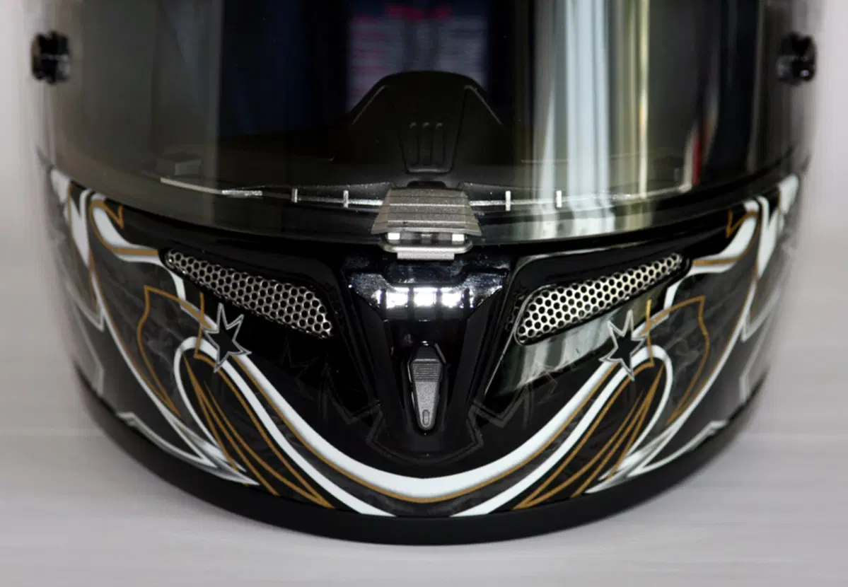 Test caschi. HJC RPHA10 (22)