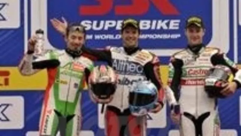  Checa s'impone in gara 2 ad Assen
