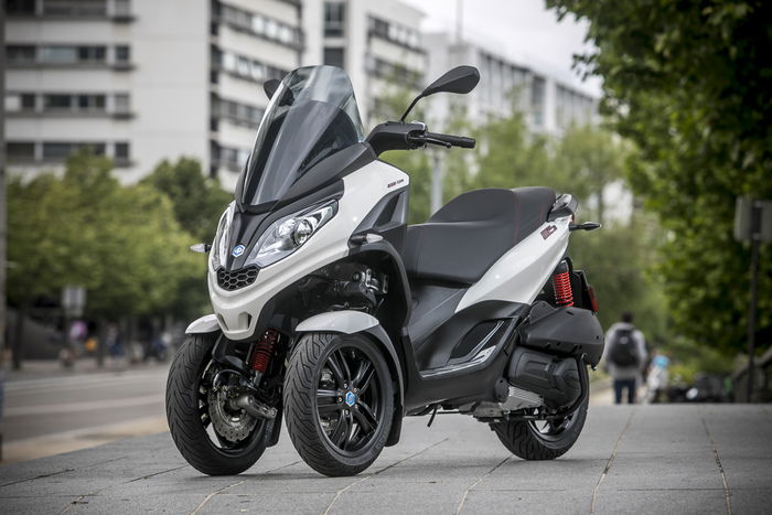 Piaggio MP3 300 HPE Sport