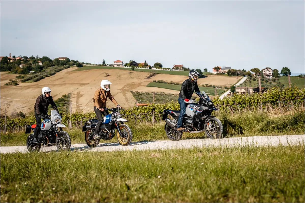 Unit Garage: il mago dei KIT per BMW, Ducati e molto altro. Speciale video