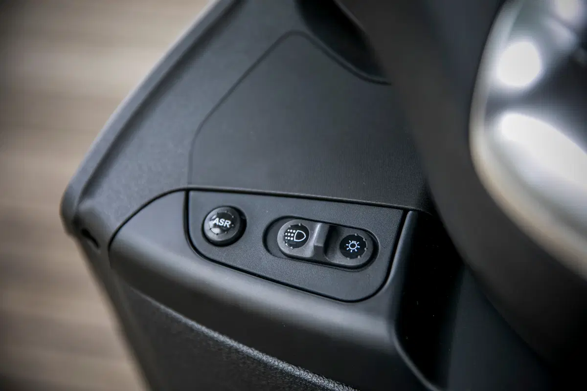 Piaggio MP3 300 HPE Sport, TEST (12)