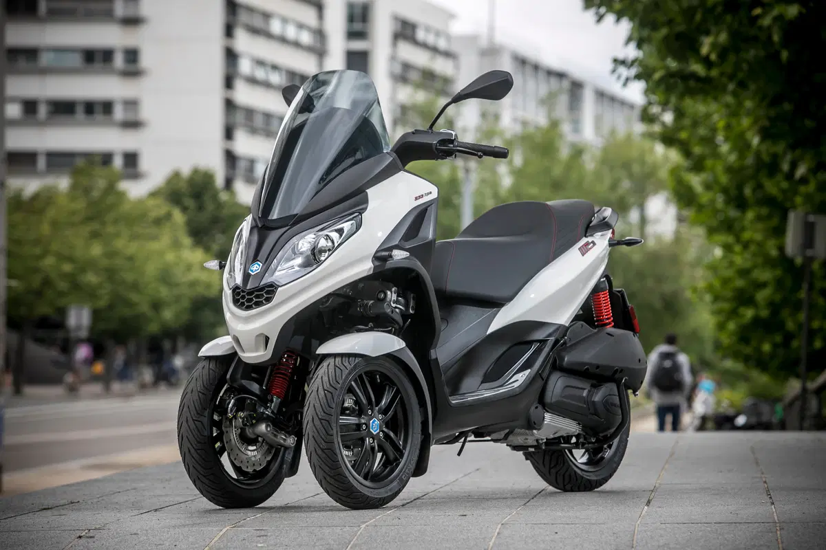 Piaggio MP3 300 HPE Sport, TEST (7)