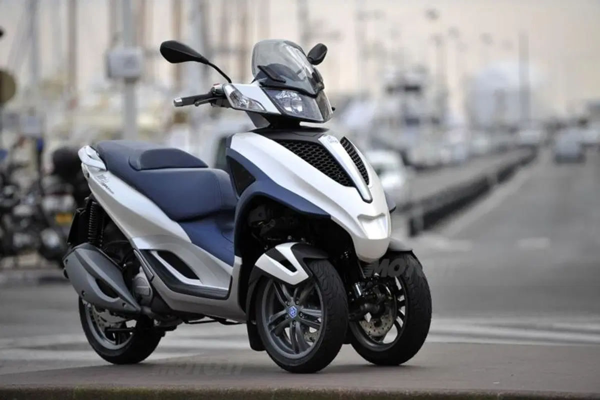 Piaggio MP3 Yourban   (19)
