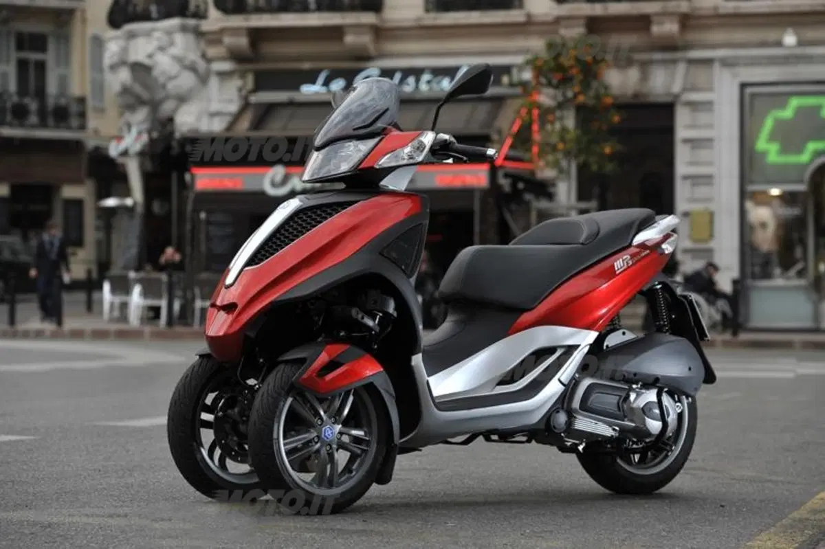 Piaggio MP3 Yourban   (22)