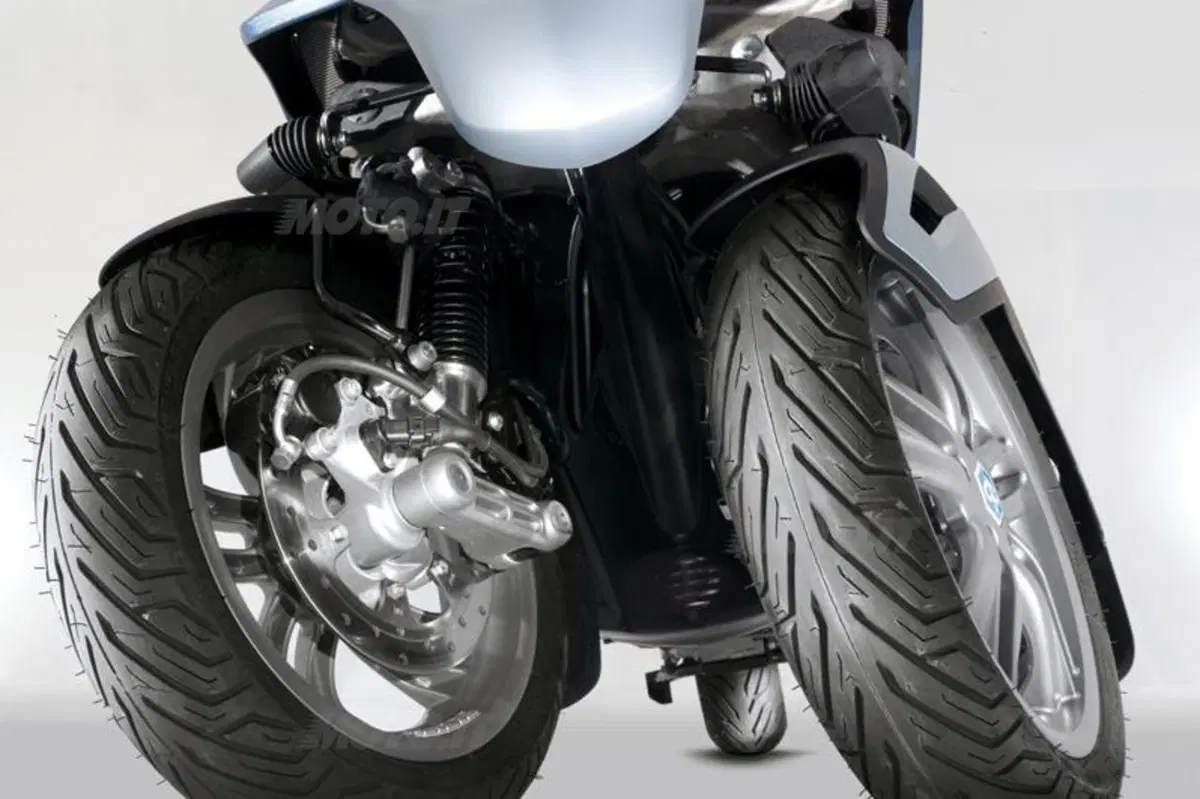 Piaggio MP3 Yourban   (27)