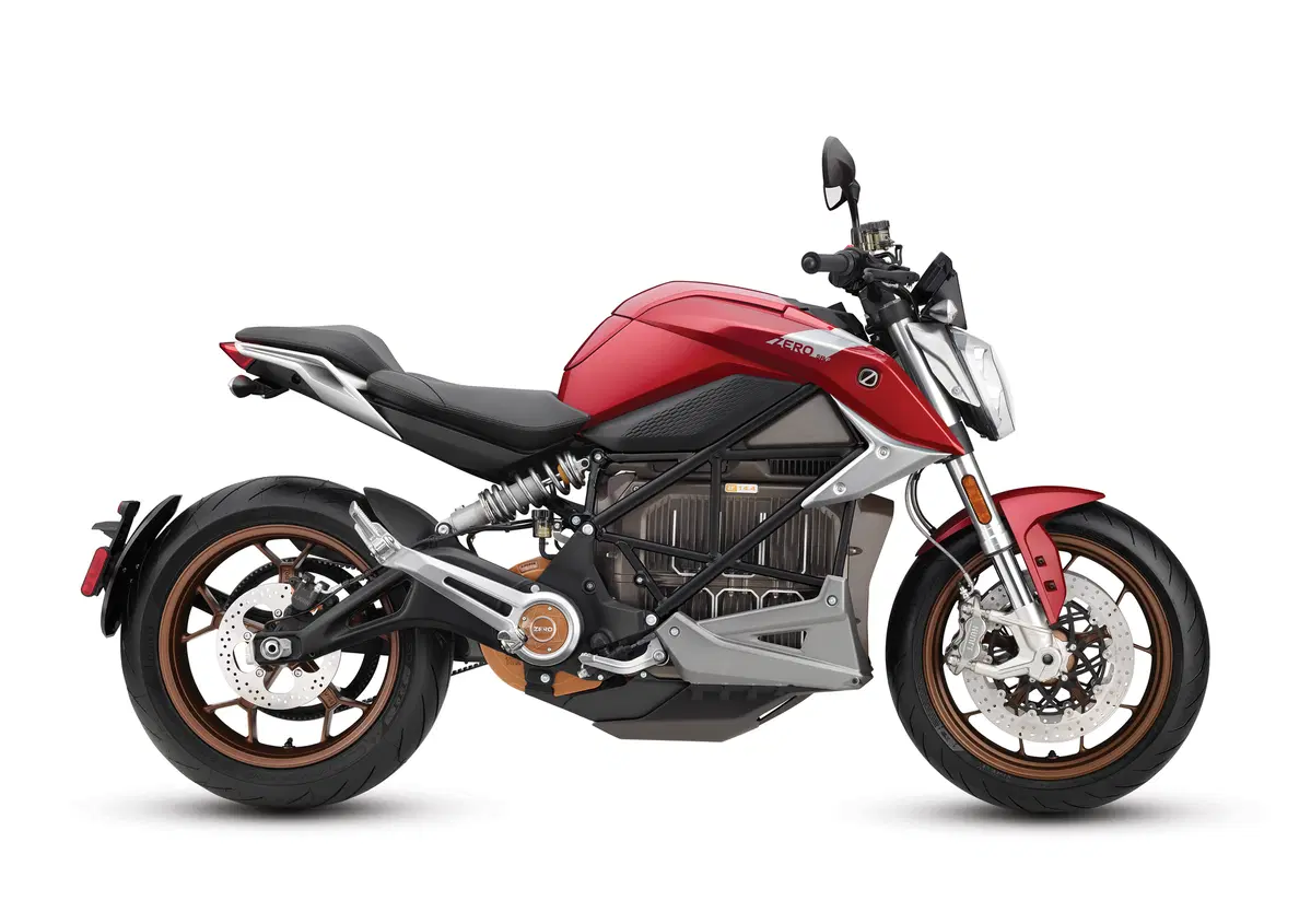 Moto elettriche e microcar: ecobonus esteso. Rottamazione ampliata agli Euro3