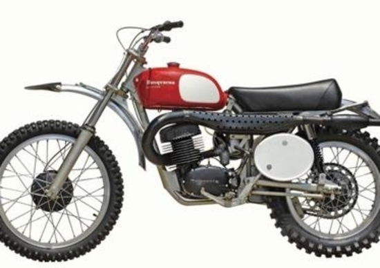 All'asta i trofei e la Husqvarna 400 di Steve McQueen 