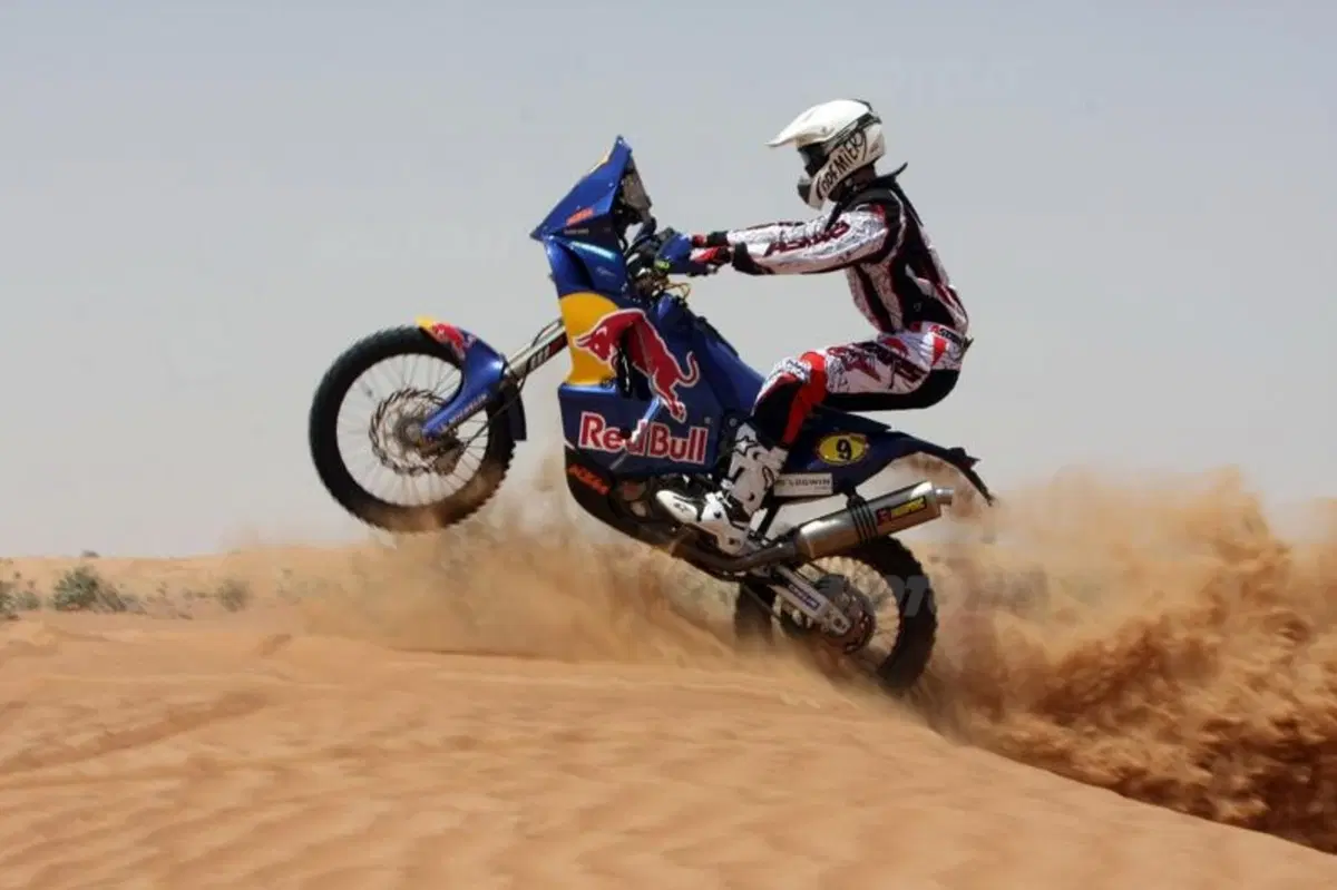 KTM 450 Rally  (4)