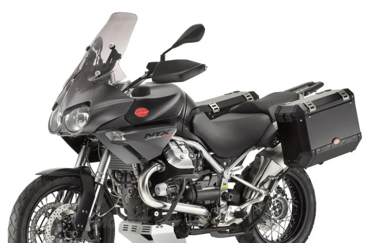 Il nuovo listino prezzi Moto Guzzi (2)