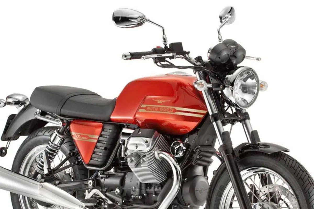 Il nuovo listino prezzi Moto Guzzi (4)