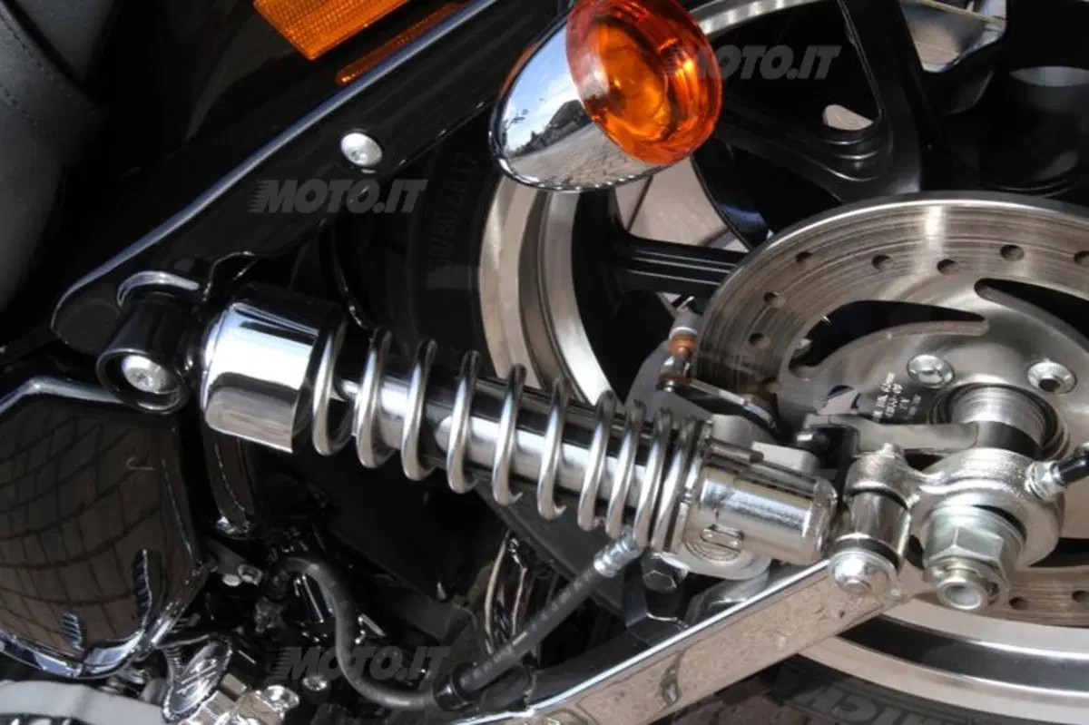 Harley-Davidson 883 Sportster Superlow  (44)