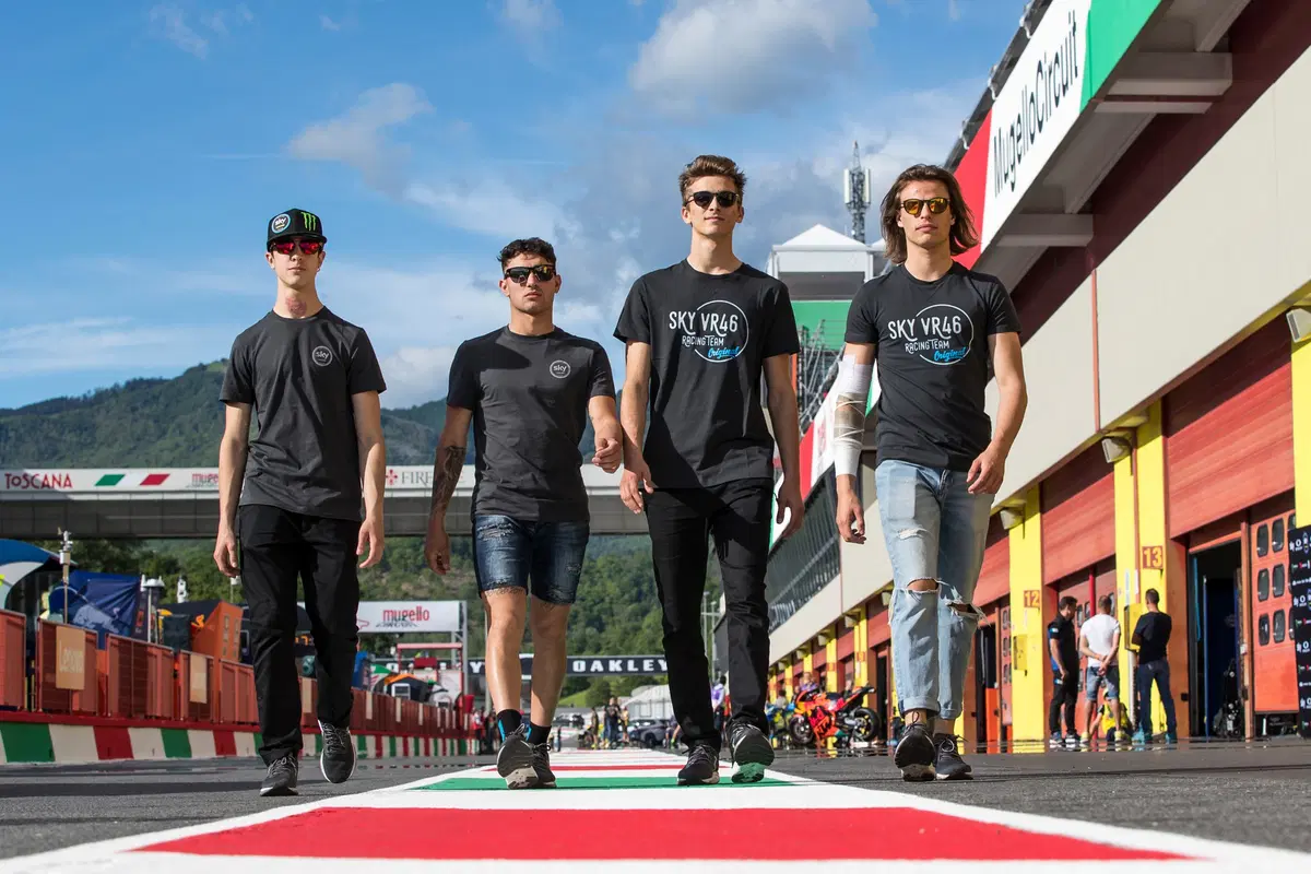Una giornata con i piloti del Racing Team Sky VR46 Moto2 e Moto3 (5)