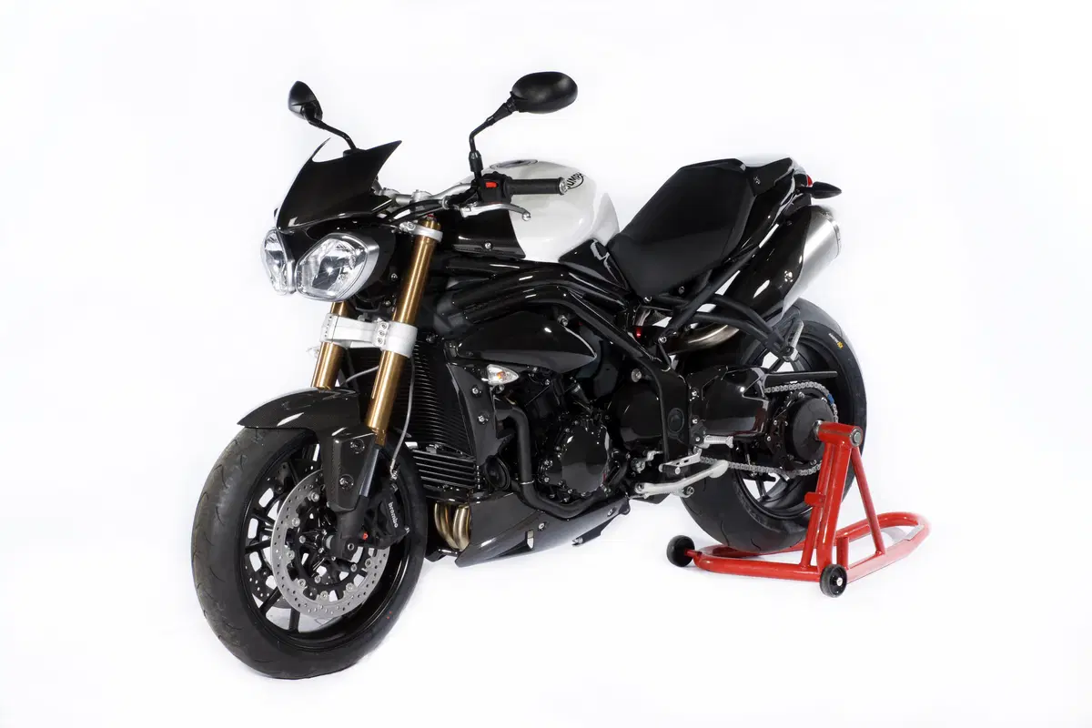 Motochepassione: parti Ilmberger Carbon per Triumph Speed Triple