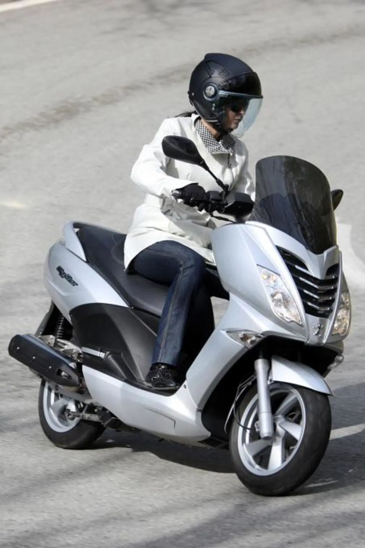 Peugeot Citystar 125i e 200i  (5)
